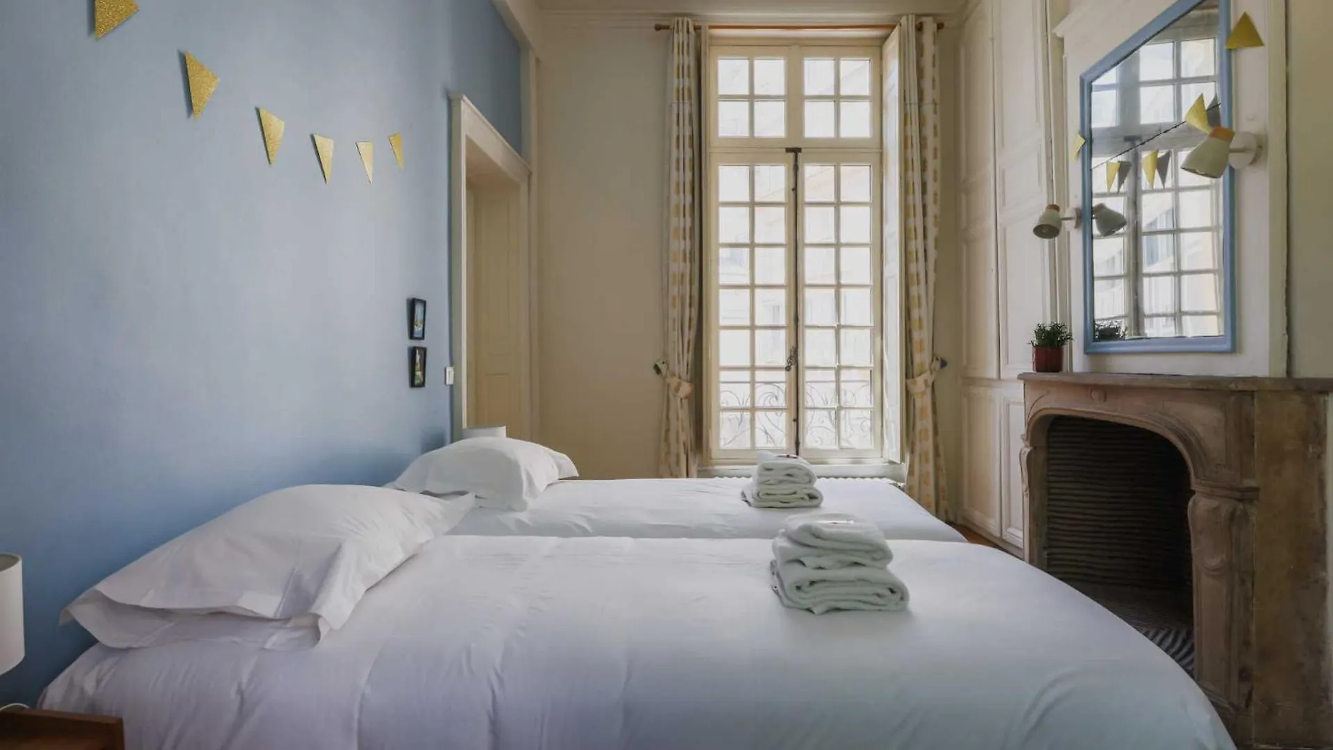 Exceptional - 2br-4p- Notre-dame Cathedral Paris