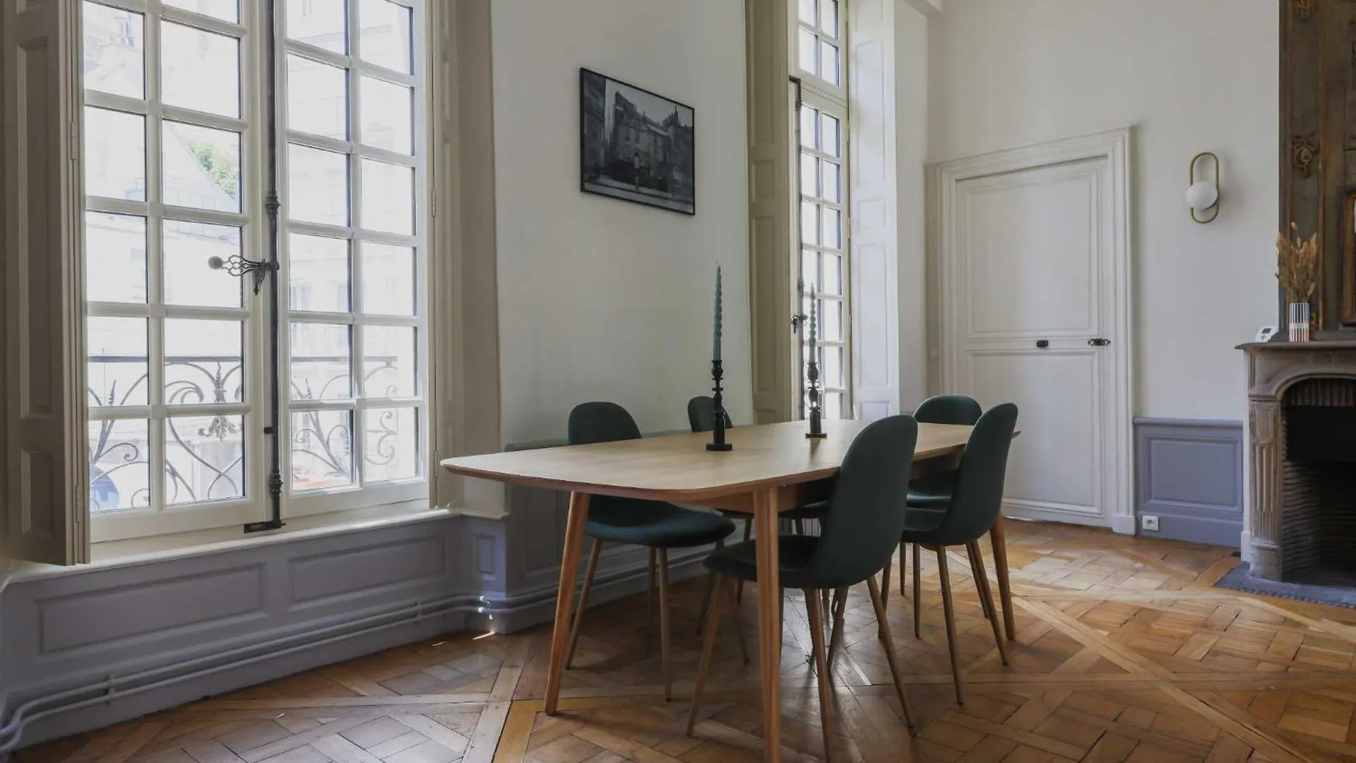 Exceptional - 2br-4p- Notre-dame Cathedral *